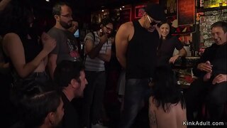 ���ອີຄີລອງໃນບາງແຖເຮັດໃຫ້ກົ້ນແລະດູດຕົ້ນສະບັບ