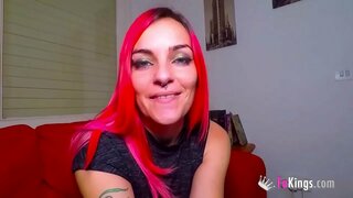 Ja sam Sarita, a ja ću da radim svoj DEČKA RUKU/FOOTJOB NEĆE ZABORAVITI...