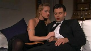 Real Anal con Placer Porno de Katia Nobili y su joven Semental - (HD Escena)