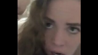 Slutwife deepthroats ug nagkinahanglan anal cam atubangan farting niini samtang cumming